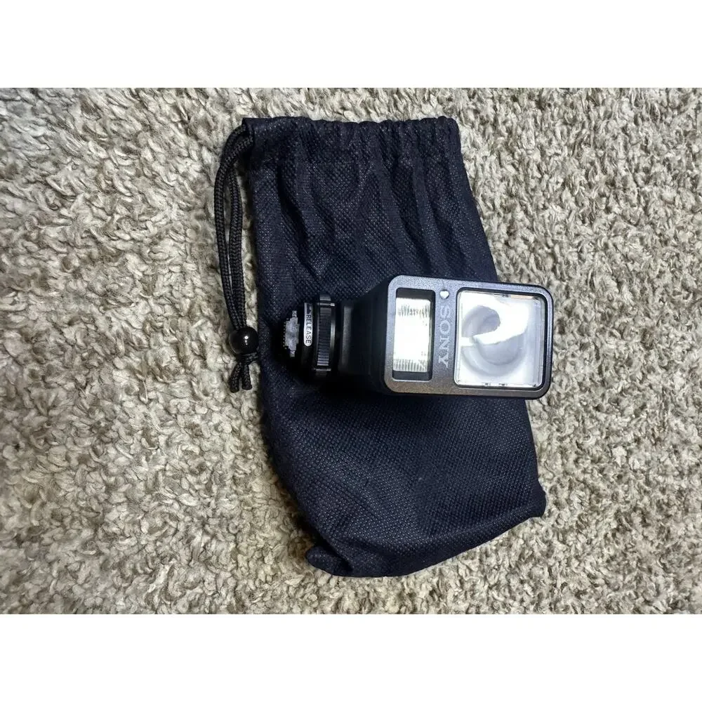 Sony DCR-TRV530 Digital8 Camcorder Complete Kit Tested Remote Light Bag